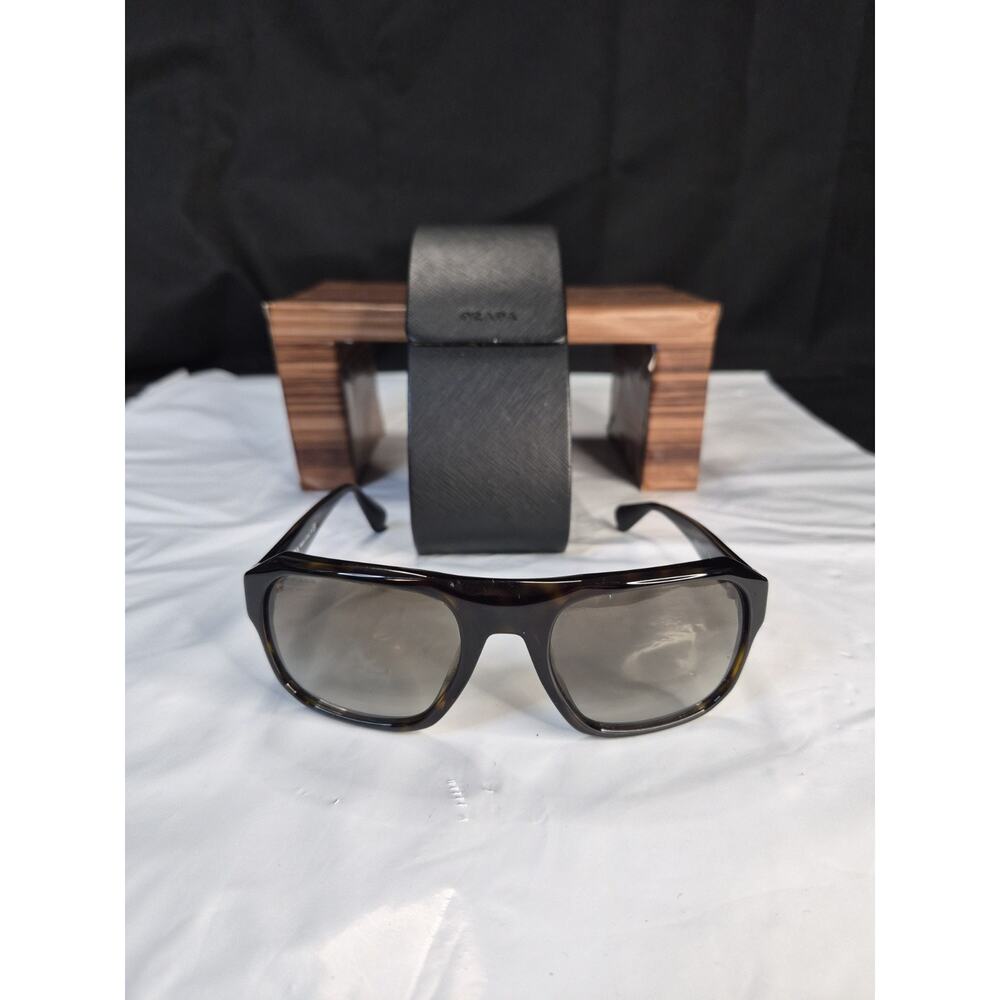 Prada SPR 02S Black Tortoise Sunglasses Clean Rarly Used, With Case.. - Picture 2 of 13